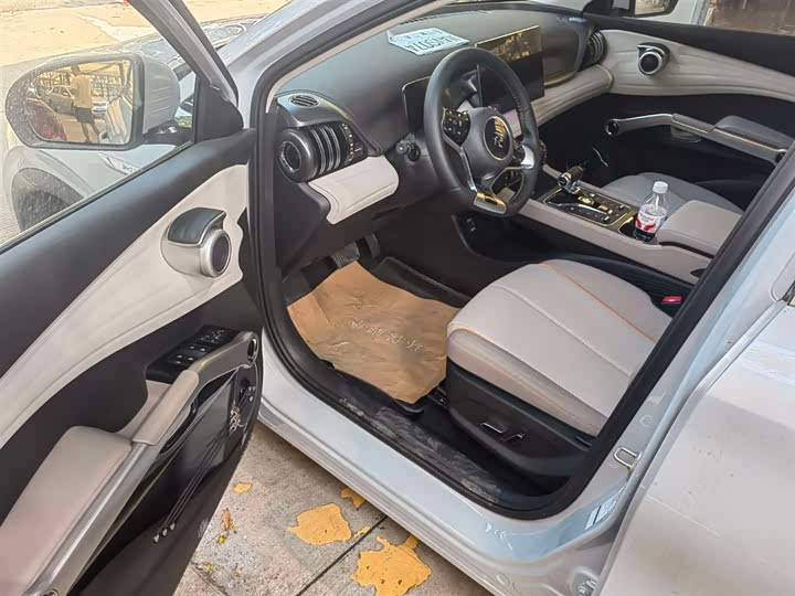 Фото 4 - BYD Yuan Plus