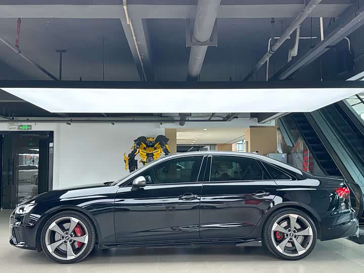 Фото 3 - Audi S4