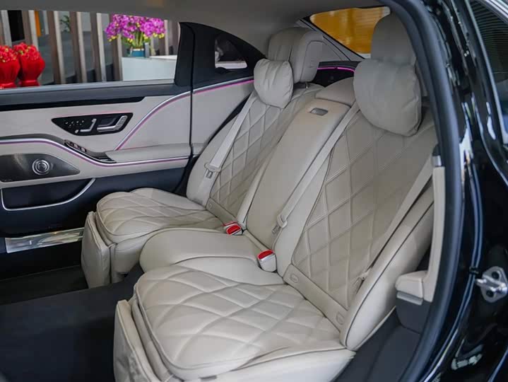 Фото 3 - Mercedes-Benz Maybach S-Class