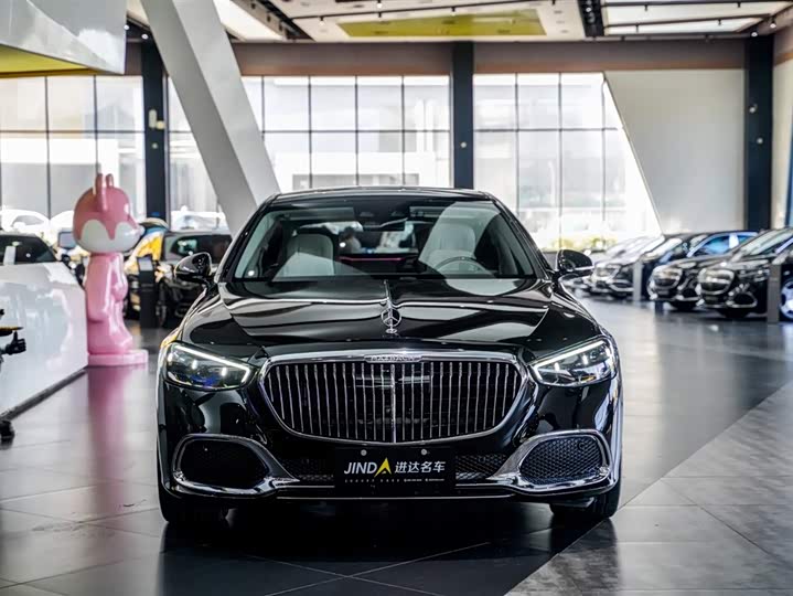 Фото 4 - Mercedes-Benz Maybach S-Class