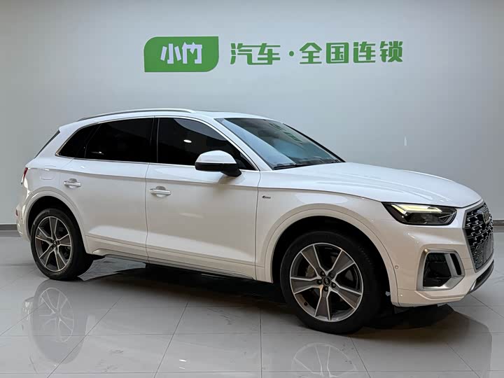 Фото 3 - Audi Q5L