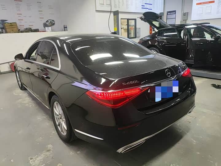 Фото 3 - Mercedes-Benz S-Class