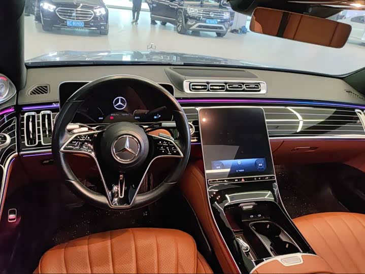 Фото 5 - Mercedes-Benz S-Class