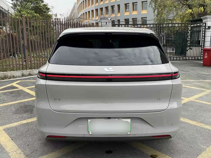 Фото 8 - LiXiang L6