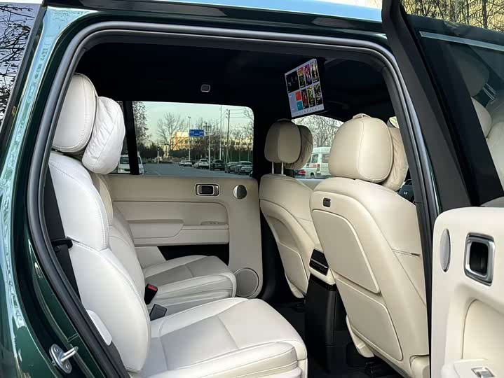 Фото 6 - LiXiang L9