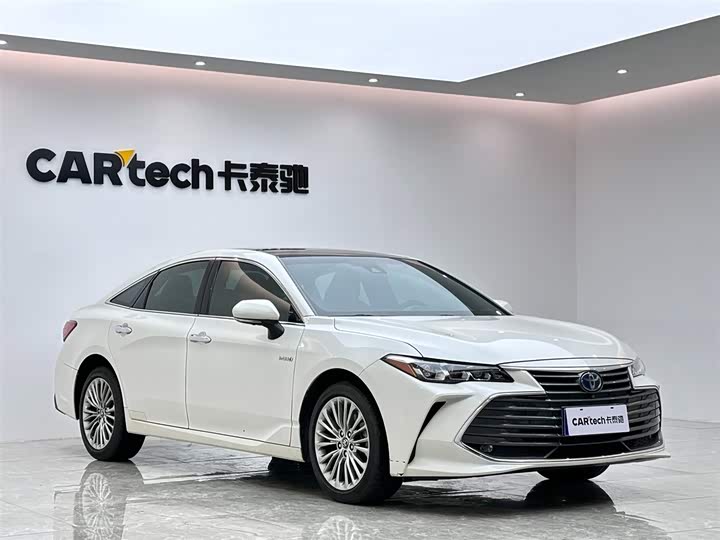 Фото 6 - Toyota Avalon