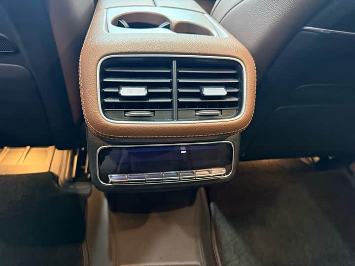 Фото 7 - Mercedes-Benz GLE-Class