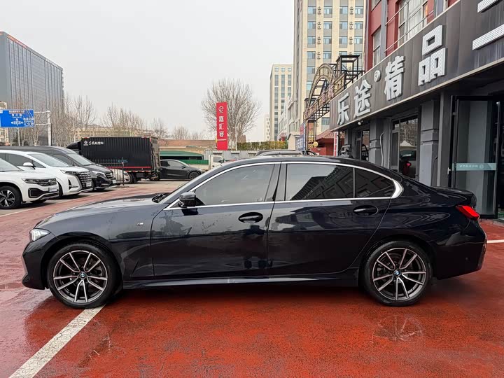 Фото 3 - BMW 3 Series