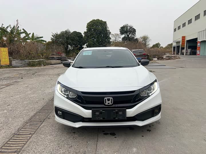 Фото 2 - Honda Civic