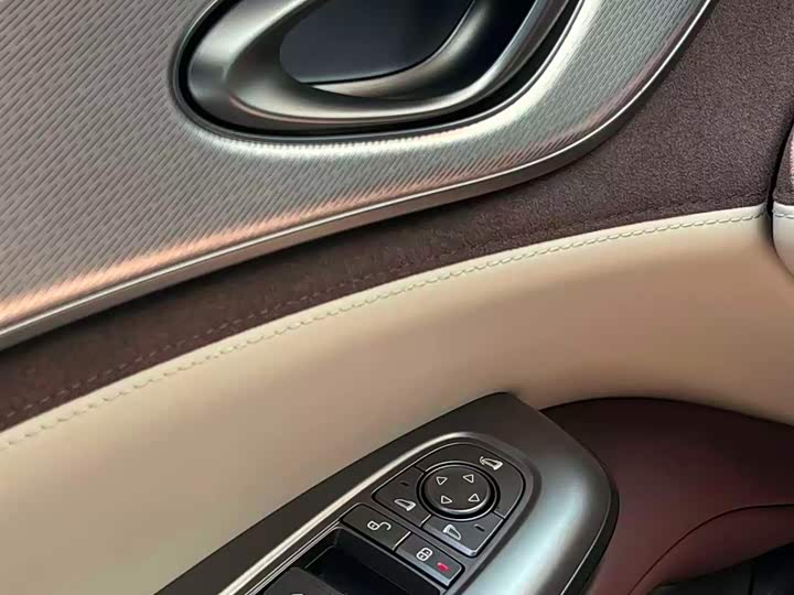 Фото 8 - BYD Seal 07 DM-i Hybrid