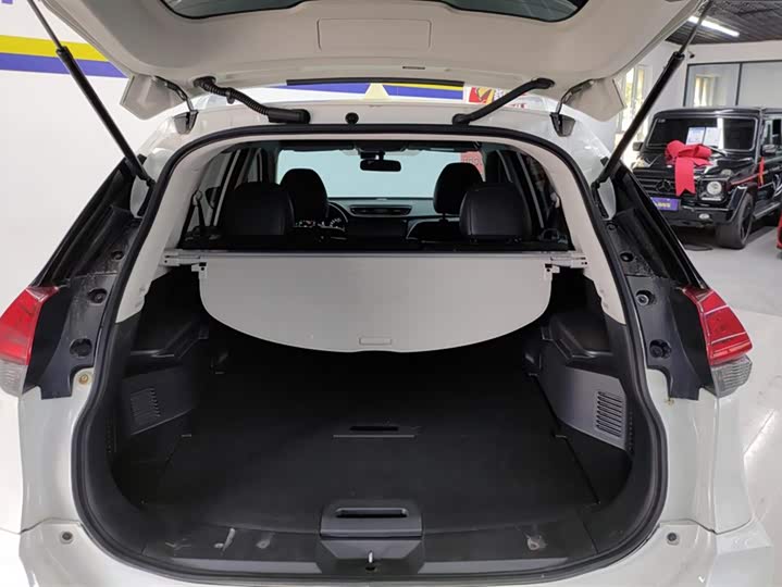 Фото 4 - Nissan X-Trail