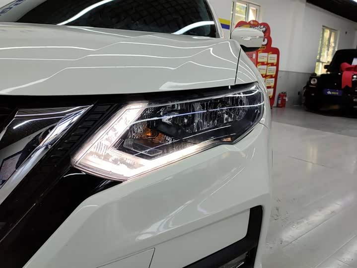 Фото 5 - Nissan X-Trail