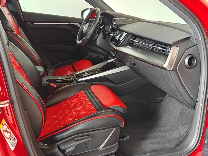 Фото 7 - Audi A3