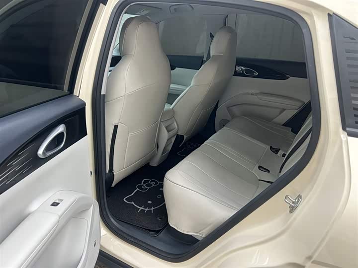 Фото 8 - Geely Galaxy Geome