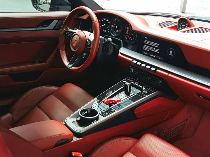 Фото 6 - Porsche 911