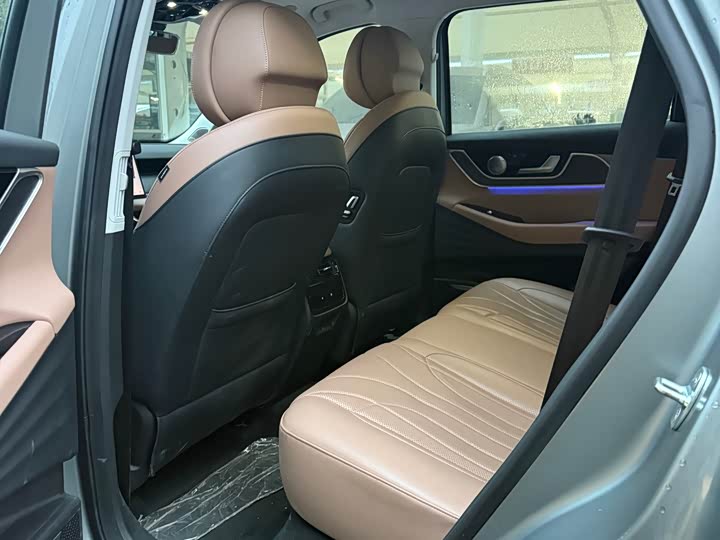 Фото 5 - Chery Tiggo 8L