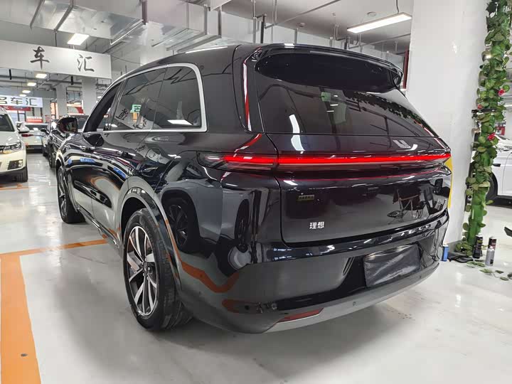 Фото 6 - LiXiang L8