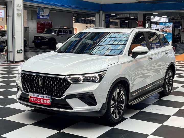 Фото 1 - Bestune T77