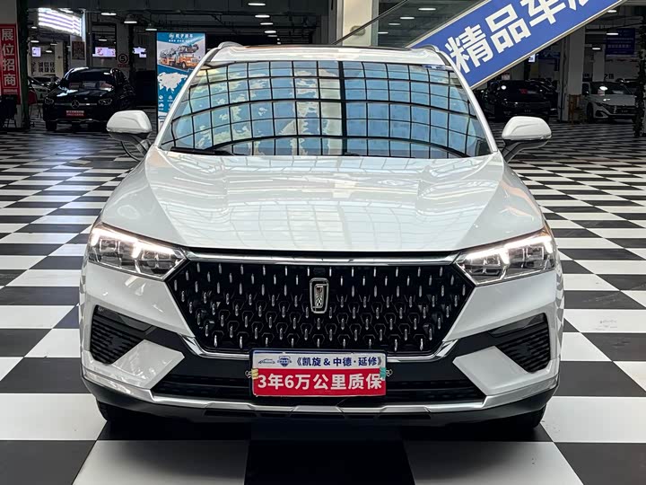 Фото 2 - Bestune T77