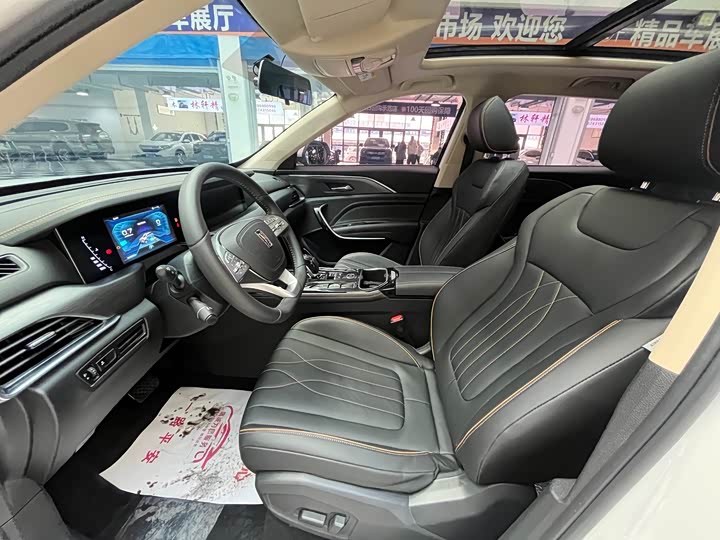 Фото 7 - Bestune T77