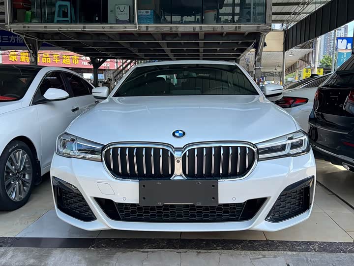 Фото 2 - BMW 5 Series