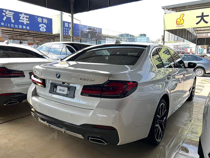 Фото 5 - BMW 5 Series