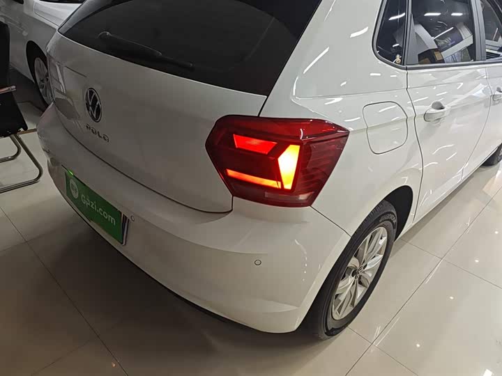 Фото 8 - Volkswagen Polo