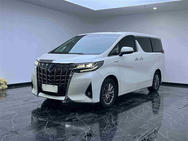 Фото 1 - Toyota Alphard