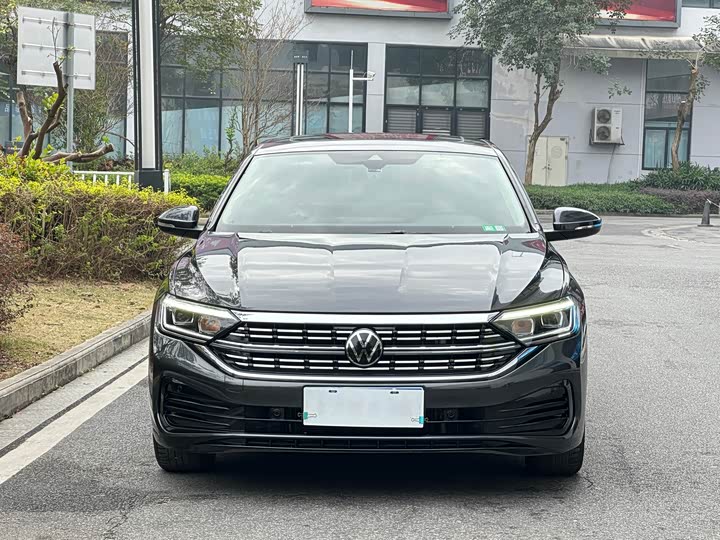 Фото 2 - Volkswagen Sagitar L