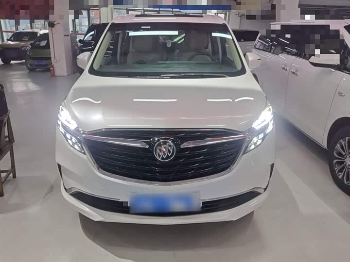 Фото 3 - Buick GL8 ES