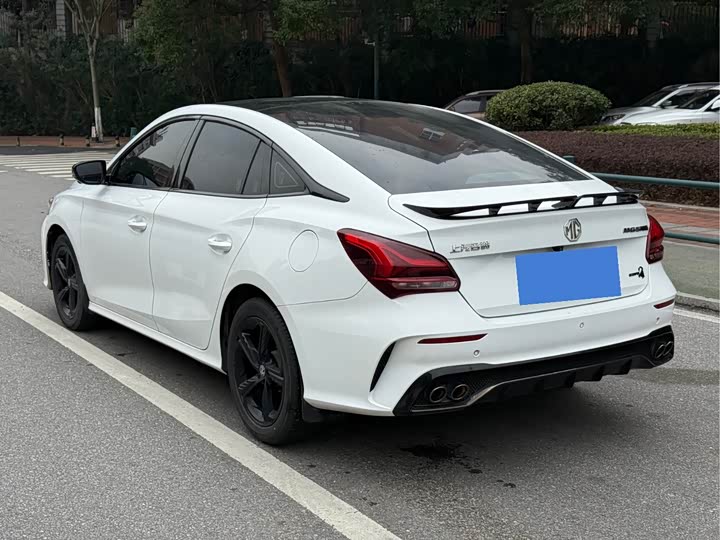 Фото 6 - MG Motor 5 Scorpio