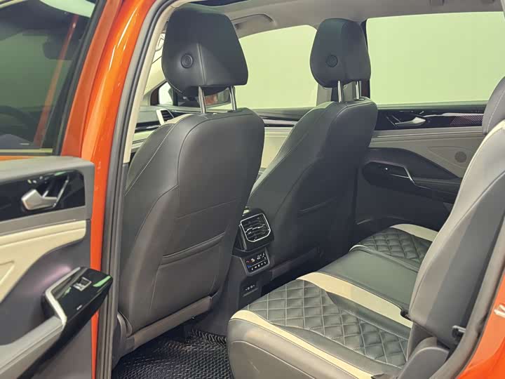 Фото 5 - Volkswagen ID.6 Crozz