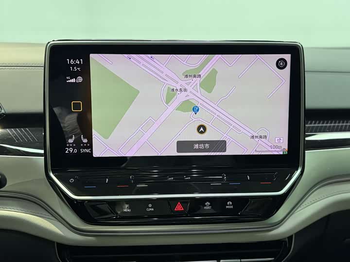 Фото 9 - Volkswagen ID.6 Crozz