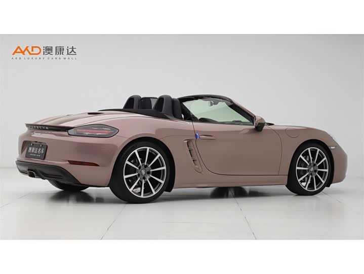 Фото 3 - Porsche 718