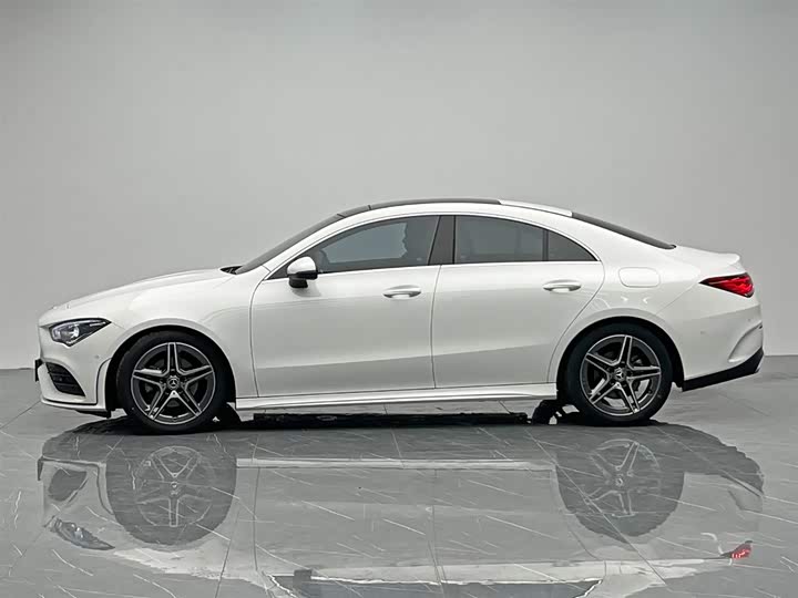 Фото 3 - Mercedes-Benz CLA-Class