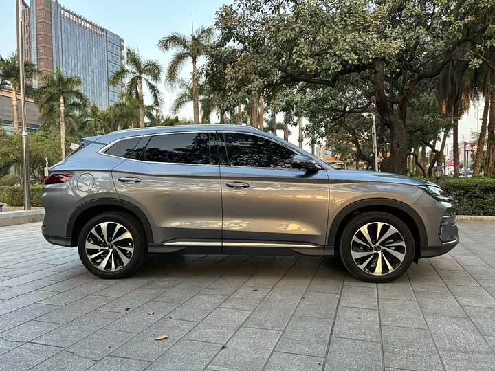 Фото 9 - BYD Song Plus Hybrid/EV