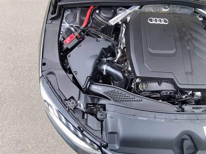 Фото 9 - Audi A4L