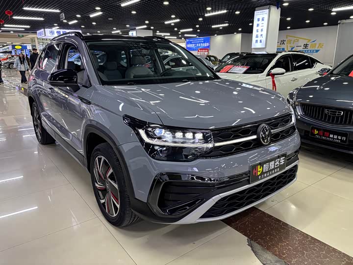 Фото 2 - Volkswagen Tharu