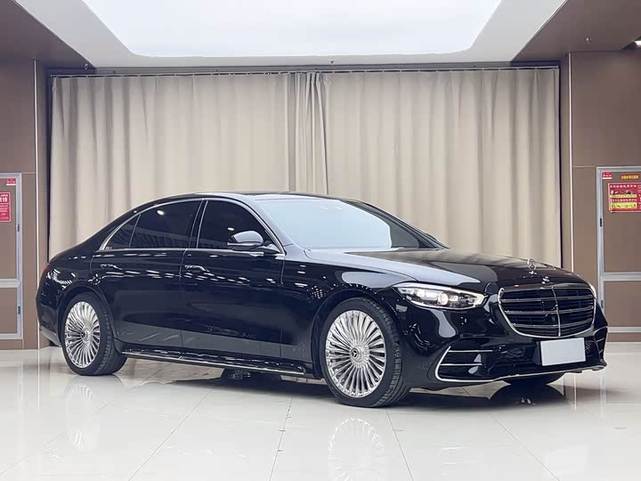 Фото 3 - Mercedes-Benz S-Class