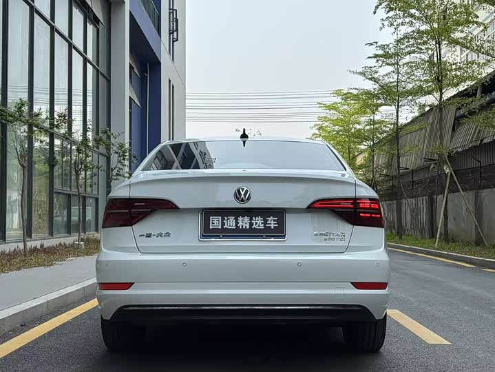 Фото 5 - Volkswagen Sagitar L