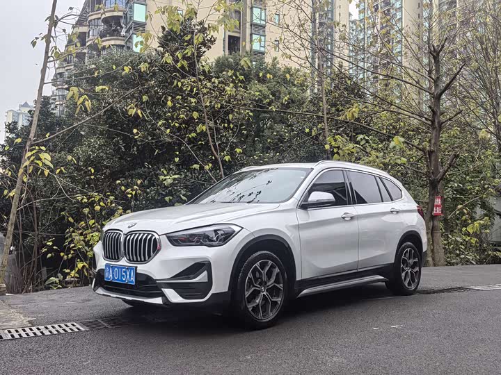 Фото 1 - BMW X1