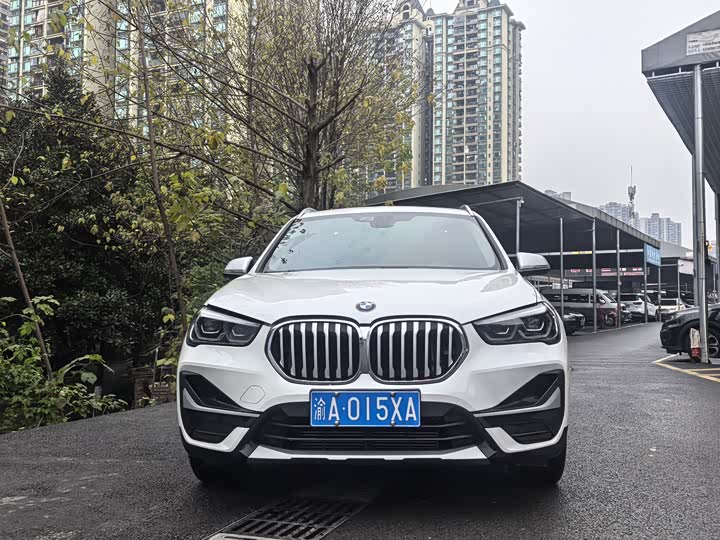 Фото 2 - BMW X1