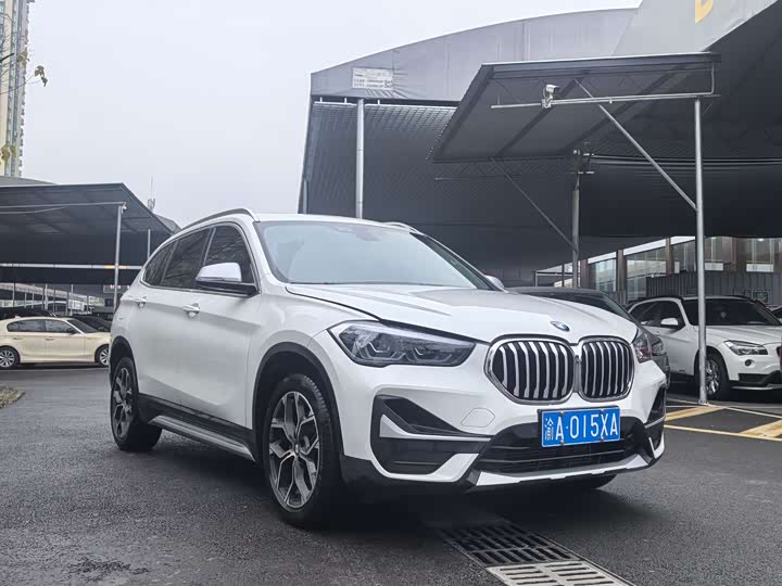Фото 3 - BMW X1