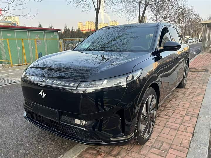 Фото 1 - Dongfeng Yipai eπ 008