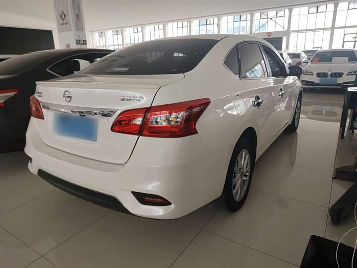 Фото 8 - Nissan Sylphy