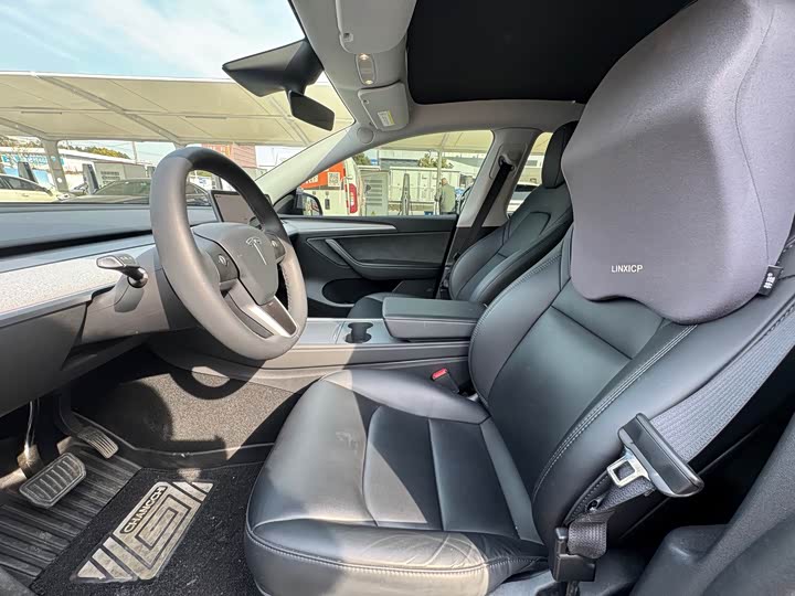 Фото 9 - Tesla Model Y