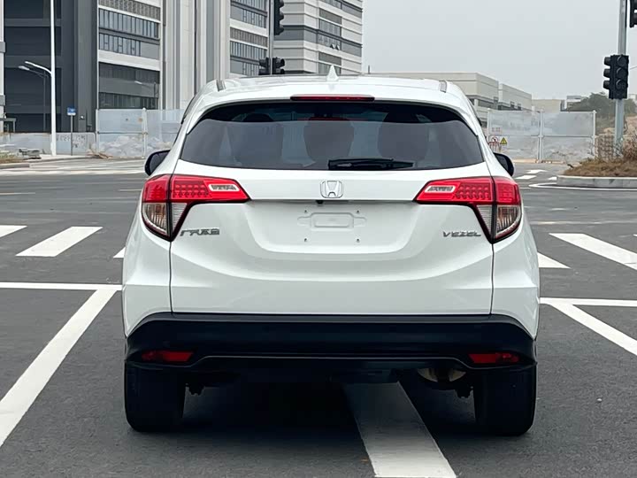 Фото 5 - Honda Vezel