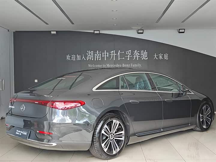 Фото 3 - Mercedes-Benz EQS