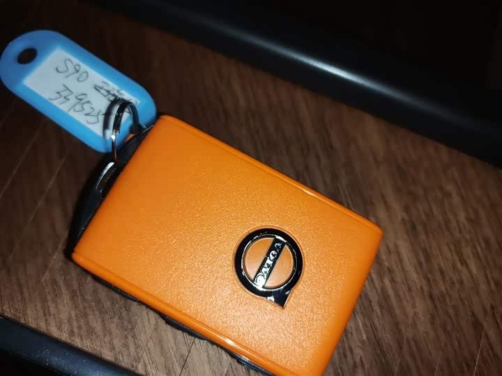 Фото 9 - Volvo S90