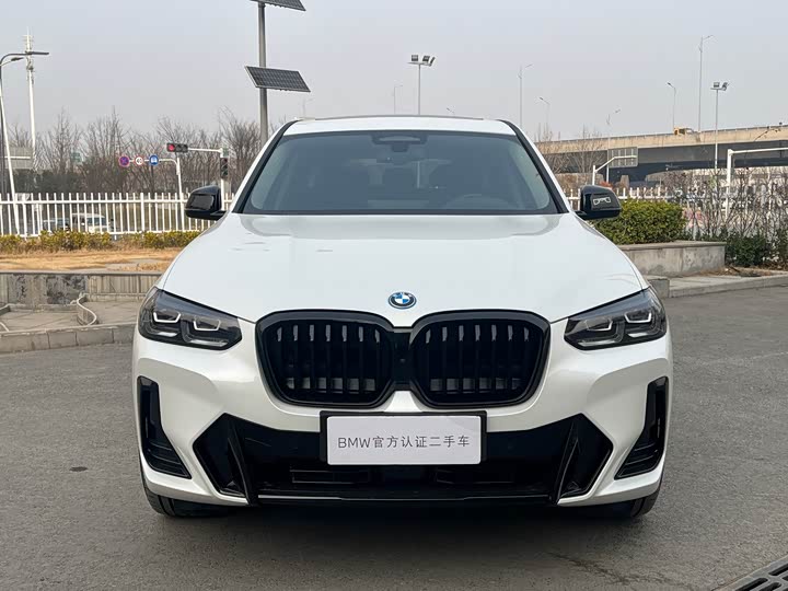 Фото 2 - BMW iX3
